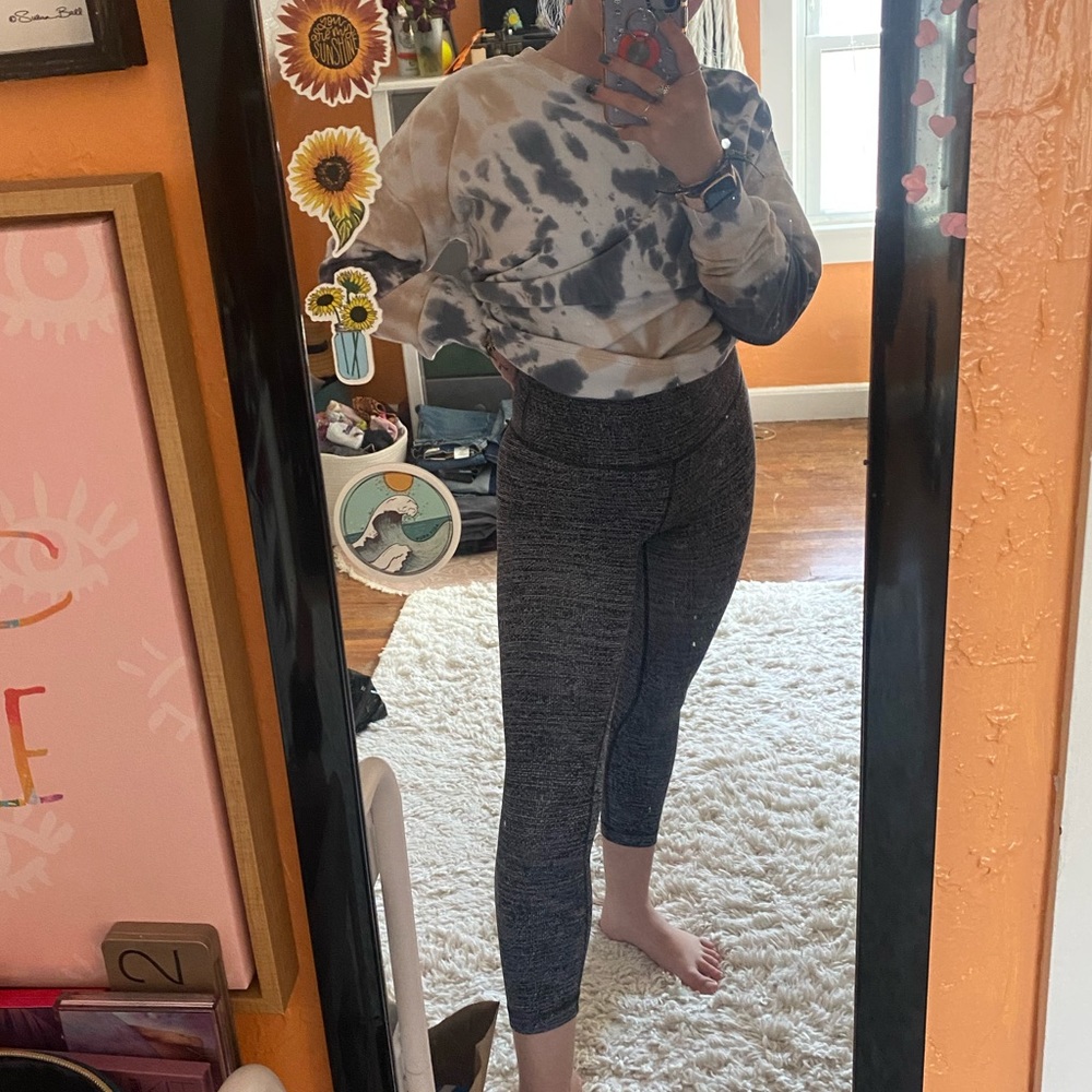 LuluLemon Cropped Leggings
